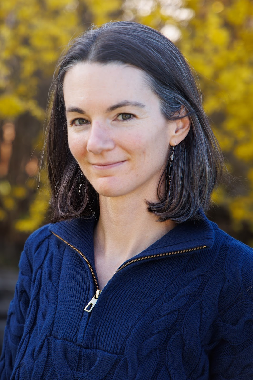 Warm portrait of workshop host Jen Batty